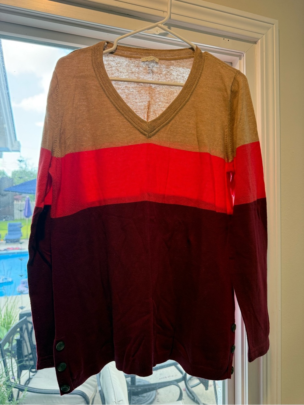 Talbots Colorblock V-Neck Sweater in Tan, Red & Burgundy